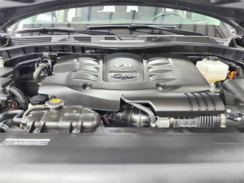 Used 2024 INFINITI QX80 Luxe image 17