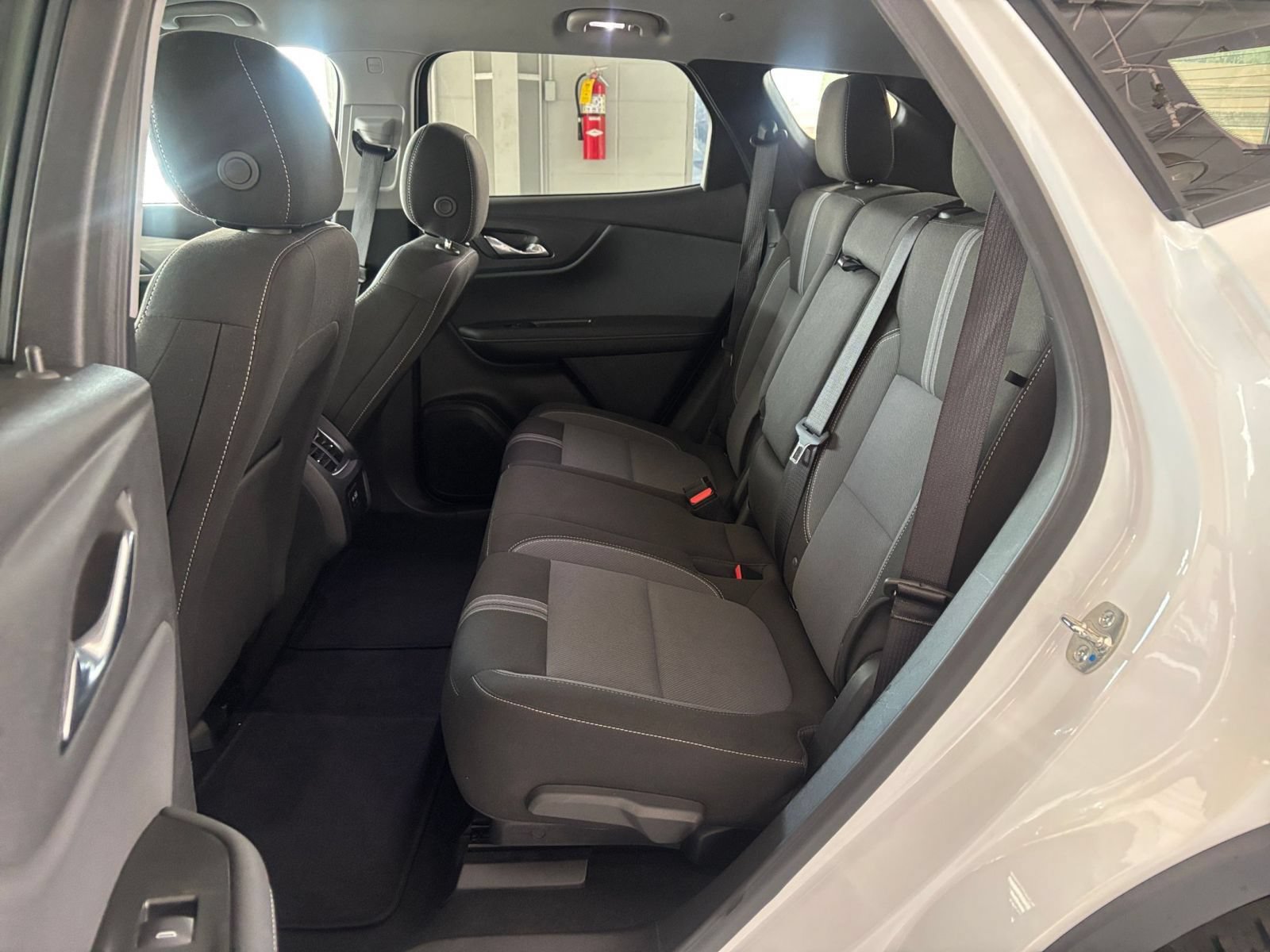 Used 2025 Chevrolet Blazer LT FWD image 26