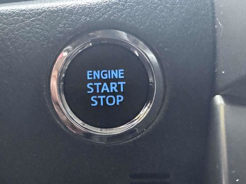 Used 2024 Toyota 4Runner SR5 image 26