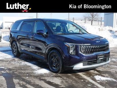 Certified 2025 Kia Carnival LXS