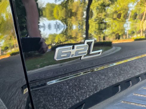 Used 2011 Ford F150 Raptor w/ Raptor Luxury Pkg image 23