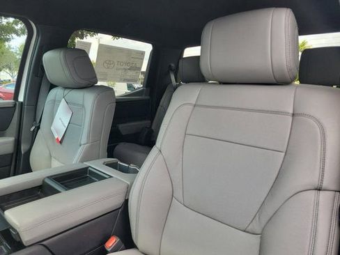 New 2026 Toyota Tundra Limited AWD/4WD image 18