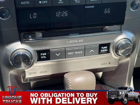 Used 2017 Lexus GX 460 Premium w/ Premium Package image 33