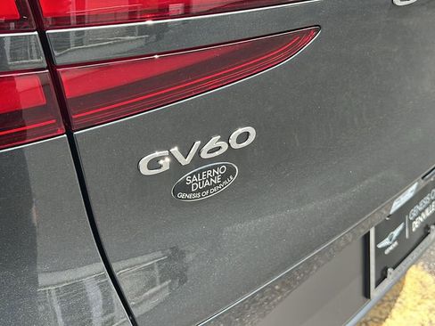 Used 2025 Genesis GV60 Advanced image 18