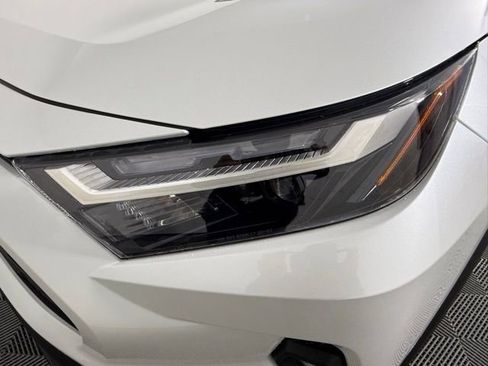 Used 2025 Toyota RAV4 XLE Premium image 11