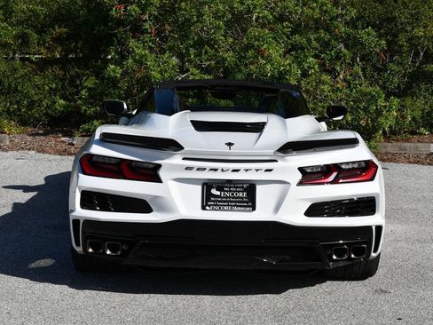 Used 2024 Chevrolet Corvette E-Ray Convertible w/ 3LZ AWD/4WD image 41