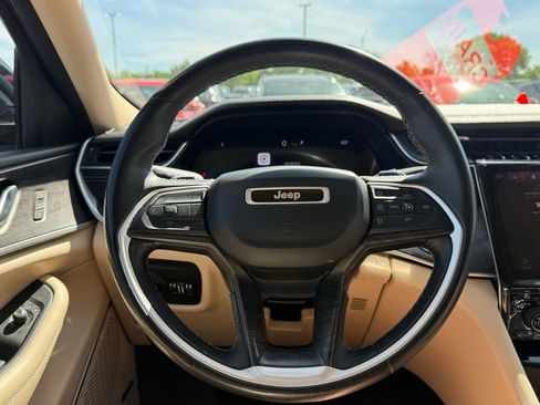 Used 2021 Jeep Grand Cherokee L Limited RWD image 13