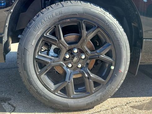New 2026 Ford Maverick Lobo AWD/4WD image 5