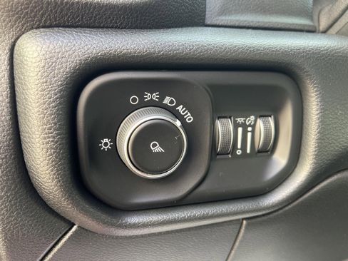 Used 2020 RAM 2500 Tradesman w/ Towing Technology Group image 19