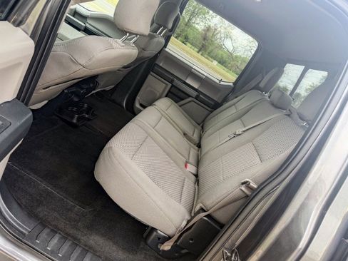 Used 2015 Ford F150 XLT w/ Equipment Group 302A Luxury RWD image 9