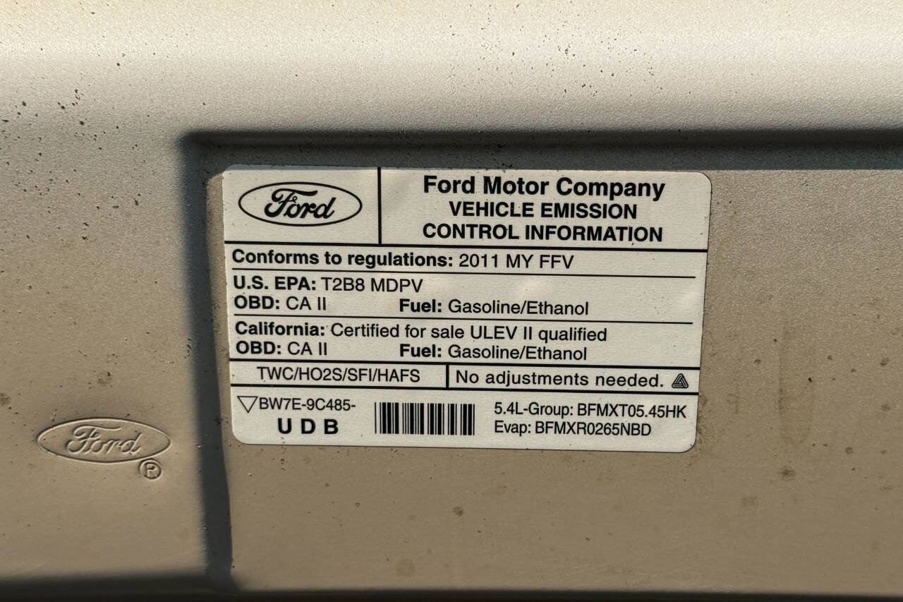 Used 2011 Ford E-350 and Econoline 350 Extended Super Duty w/ PWR Group RWD image 39