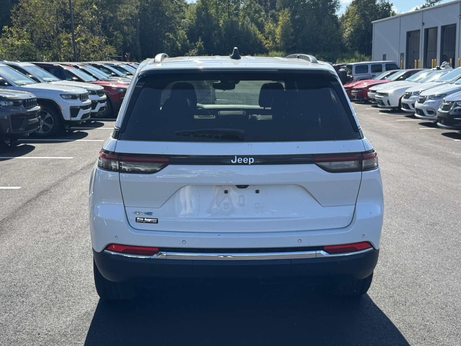 Used 2024 Jeep Grand Cherokee Limited 4xe AWD/4WD image 6