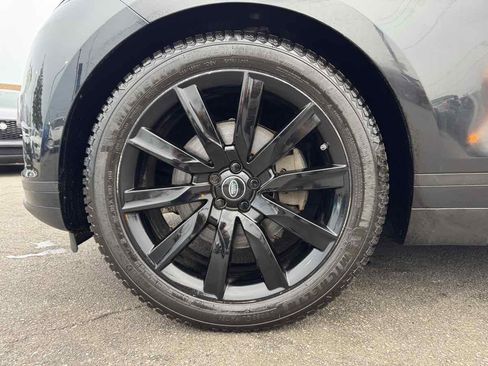 Used 2020 Land Rover Range Rover Velar S image 9