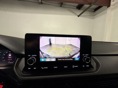 Used 2025 Honda Accord SE image 14