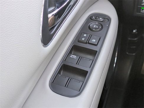 Certified 2022 Honda HR-V EX-L image 28