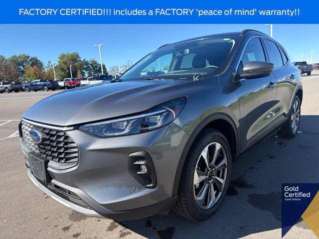 Used 2025 Ford Escape Platinum AWD/4WD image 2