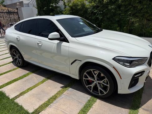 Used 2021 BMW X6 sDrive40i w/ M Sport Package RWD image 2