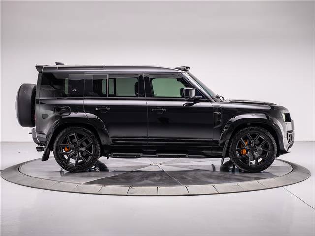 Used 2023 Land Rover Defender 110 V8 AWD/4WD image 6