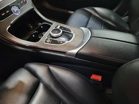Used 2020 Mercedes-Benz C 300 4MATIC Sedan image 26