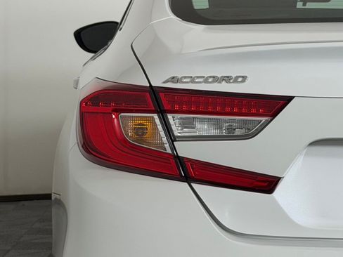 Used 2021 Honda Accord EX image 13