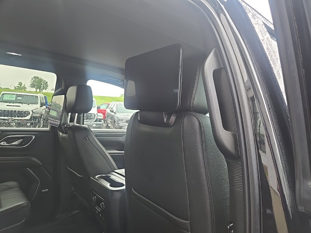 Used 2021 Chevrolet Tahoe RST w/ Luxury Package AWD/4WD image 87