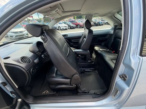 Used 2009 Volkswagen Beetle Coupe FWD image 21