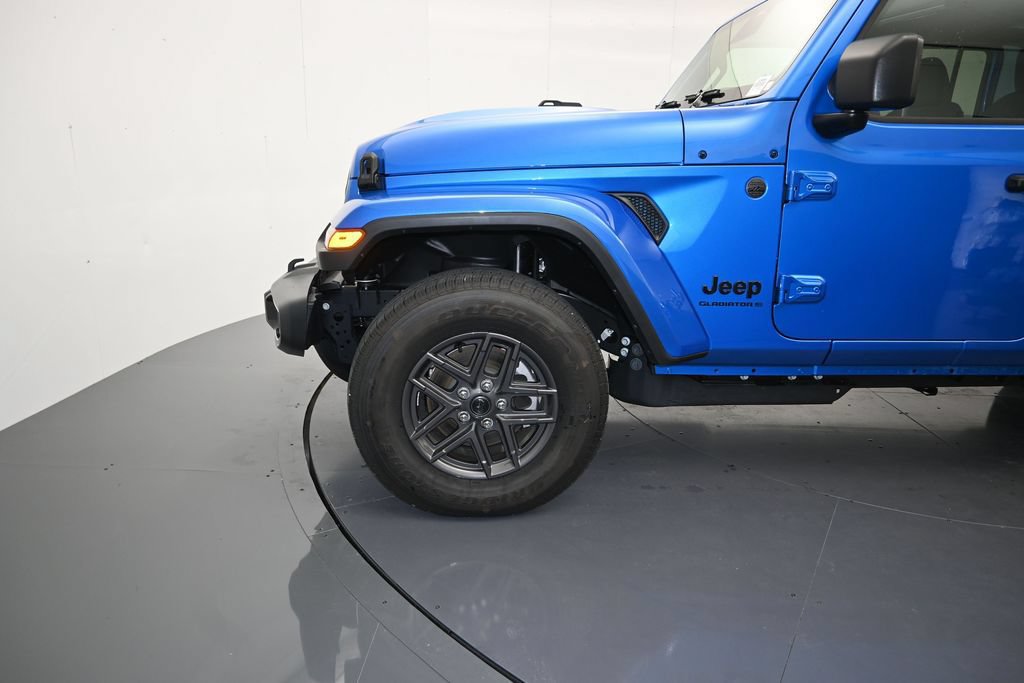 New 2026 Jeep Gladiator Sport AWD/4WD image 9