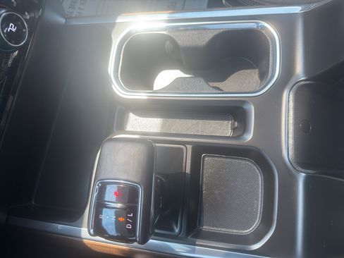 Certified 2025 Chevrolet Silverado 1500 High Country w/ High Country Premium Package AWD/4WD image 23