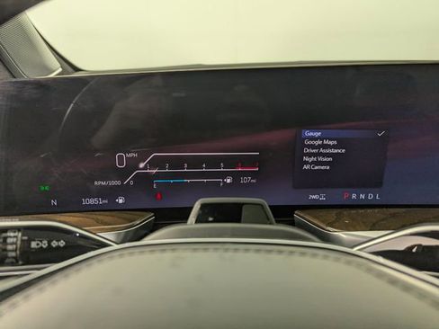 Used 2025 Cadillac Escalade Sport Platinum image 13