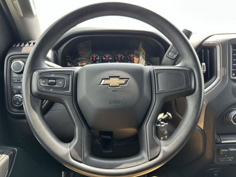 Certified 2021 Chevrolet Silverado 1500 Custom image 11