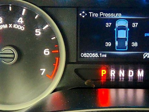 Used 2019 Ford F150 XLT w/ Equipment Group 302A Luxury AWD/4WD image 15