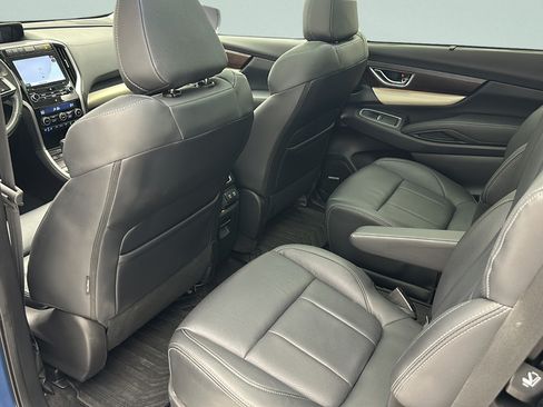Used 2022 Subaru Ascent Touring w/ Popular Package #2A AWD/4WD image 10