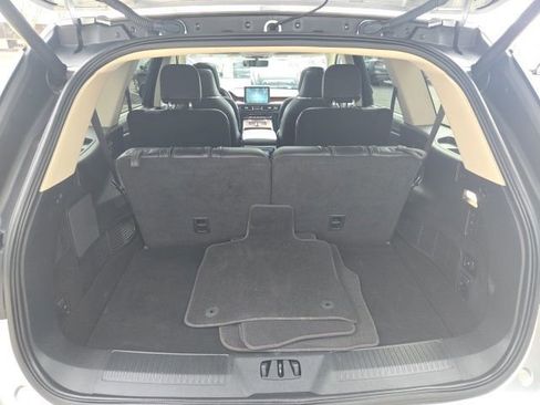 Used 2023 Lincoln Aviator Reserve w/ Equipment Group 201A image 19