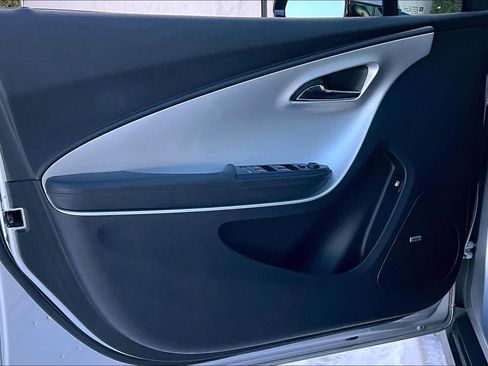Used 2015 Chevrolet Volt Premium w/ Premium Trim Package image 20