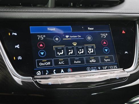 New 2025 Cadillac XT6 Sport w/ Technology Package image 31