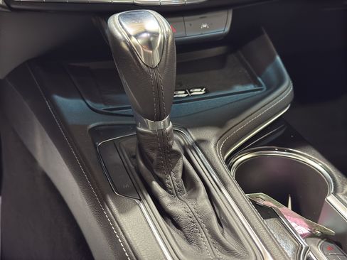 Used 2022 Cadillac CT4 Luxury w/ Sun And Sound Package image 16