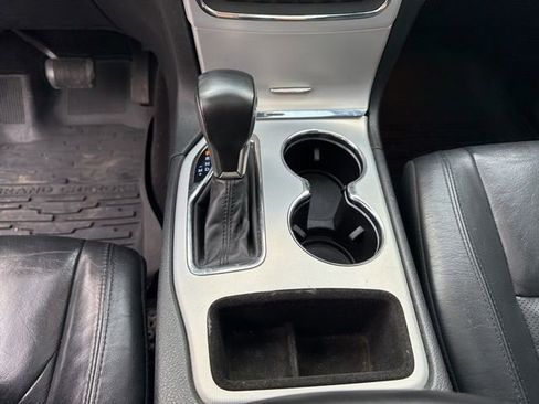 Used 2018 Jeep Grand Cherokee Limited image 27