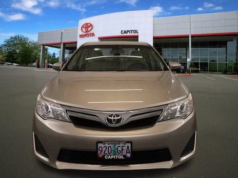 Used 2013 Toyota Camry LE FWD image 7