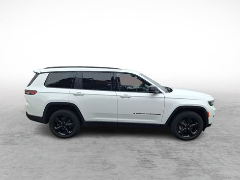 Used 2023 Jeep Grand Cherokee L Laredo AWD/4WD image 6