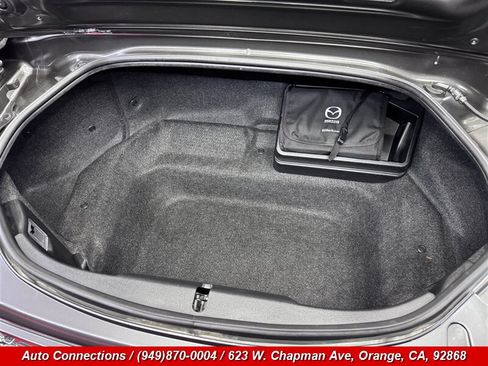 Used 2019 MAZDA MX-5 Miata RF Club RWD image 24