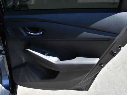 Used 2025 Honda Accord EX-L image 39