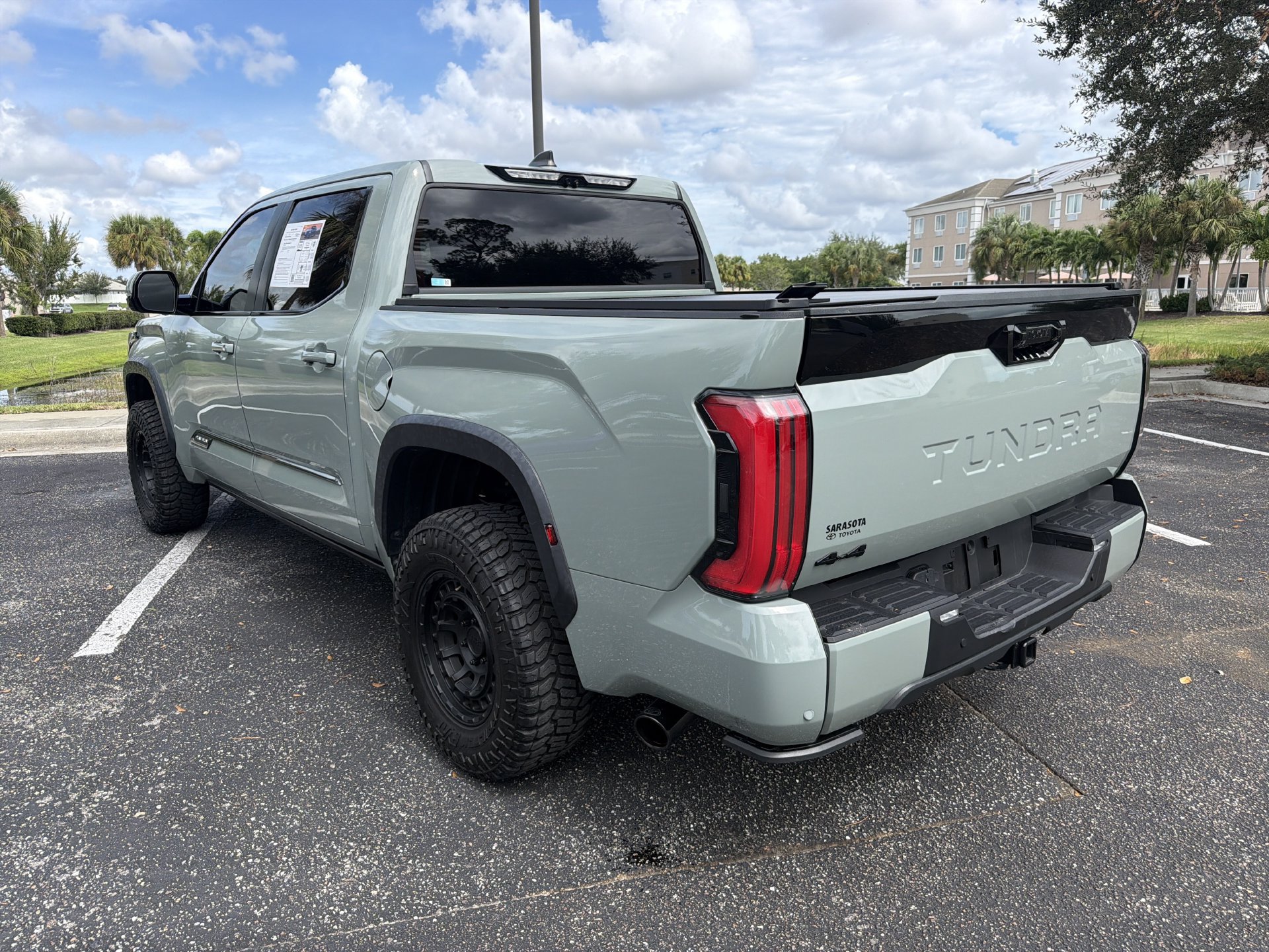 Used 2025 Toyota Tundra Platinum AWD/4WD image 6