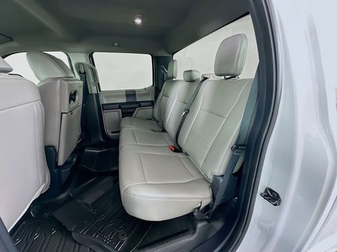 Used 2022 Ford F250 XL w/ Power Equipment Group image 23