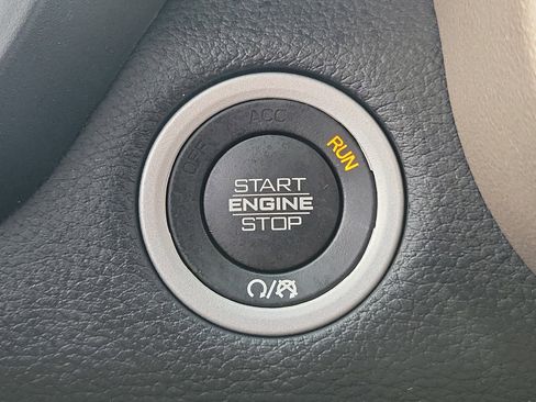 Used 2022 RAM 1500 Laramie image 31