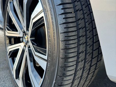 Used 2023 Volvo XC60 B5 Ultimate w/ Climate Package image 40