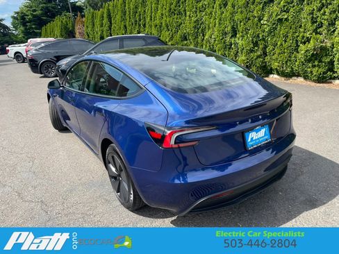 Used 2025 Tesla Model 3 Long Range RWD image 8