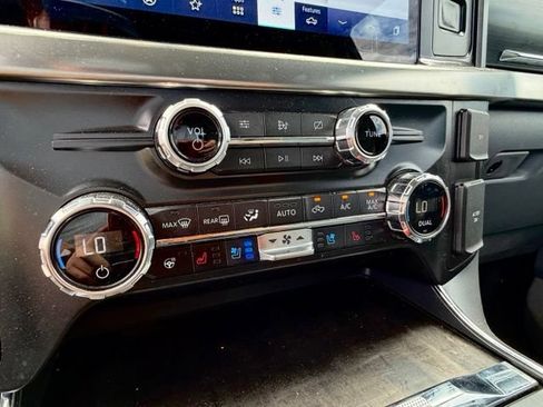 Used 2021 Ford F150 Lariat w/ Equipment Group 502A High AWD/4WD image 10