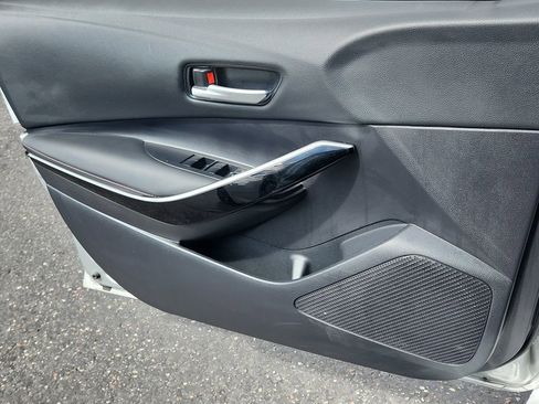 Used 2024 Toyota Corolla XSE image 6