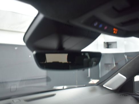 Certified 2023 Cadillac Escalade ESV Sport Platinum w/ LPO, ONYX Package image 23