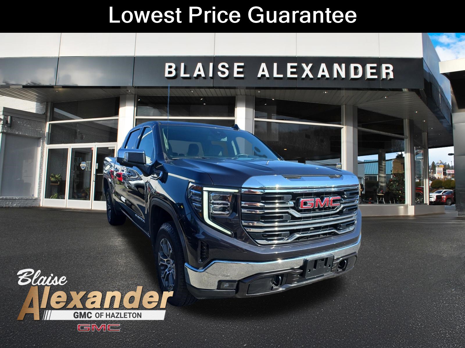 Used 2025 GMC Sierra 1500 SLT AWD/4WD image 1